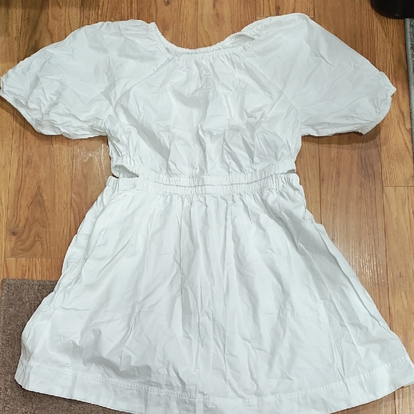 Old Navy Dresses & Skirts - Old Navy White Casual Mini Dress